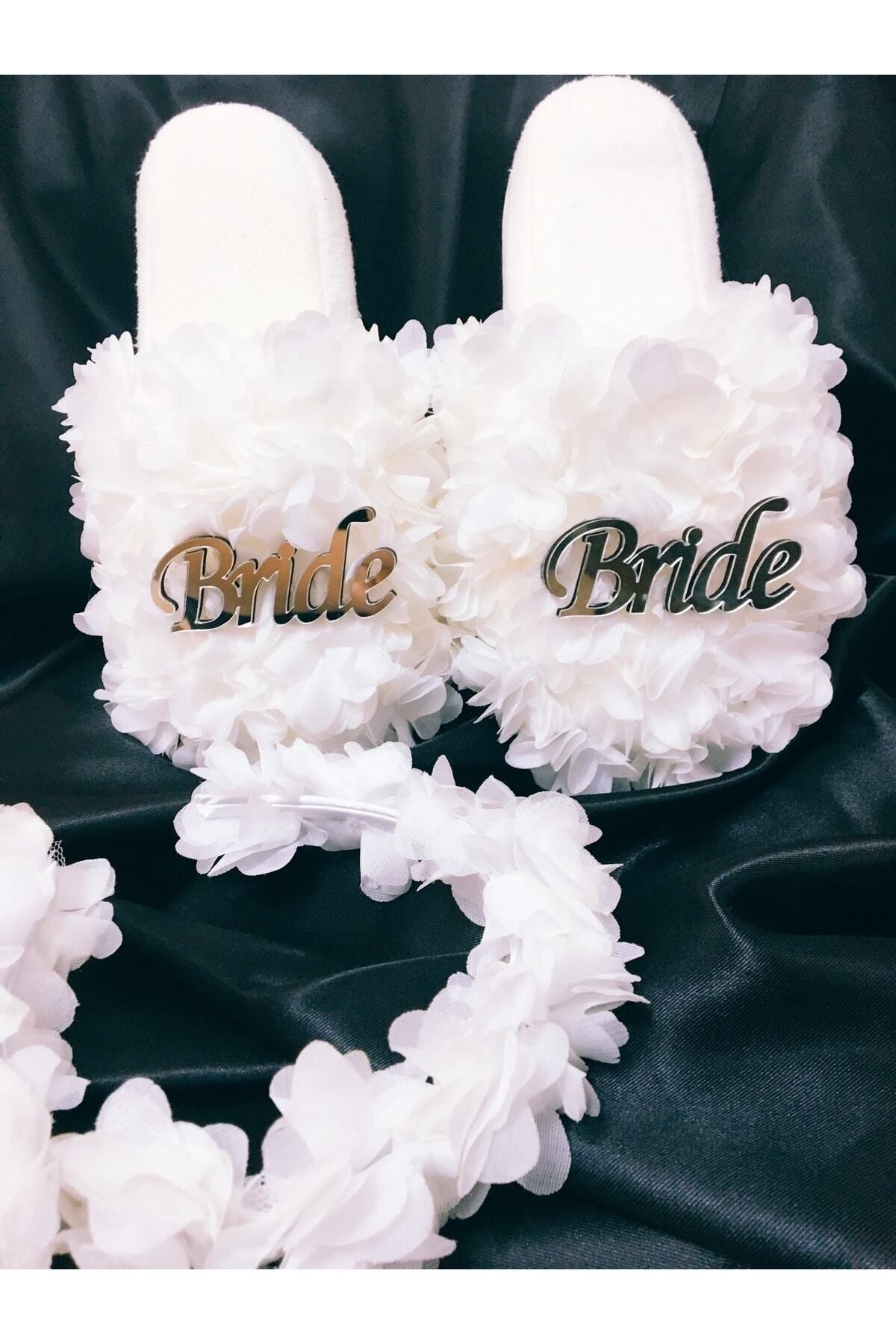 Beyaz Çiçek Detaylı Bride Pleksi Gelin Terliği Ve Tacı – Terlik